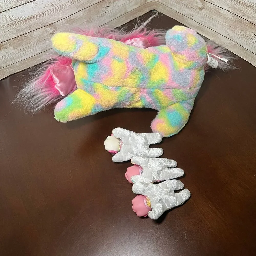 Puppy Surprise 2016 Plush Mom Dog Taffy‎ and 3 Babies  Baby Rainbow Stuffed